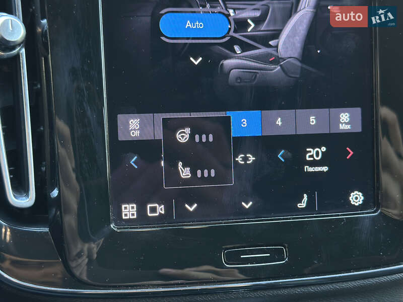 Позашляховик / Кросовер Volvo XC40 2023 в Ковелі