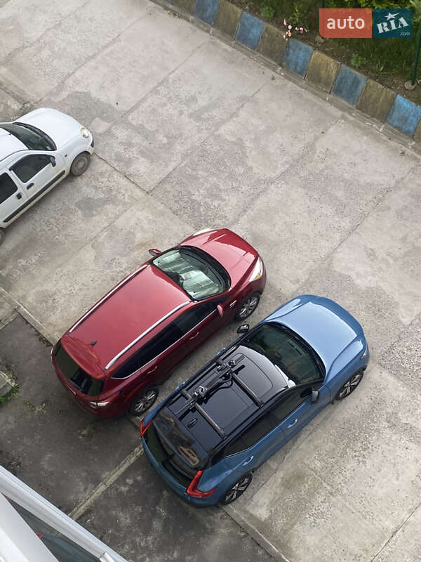 Внедорожник / Кроссовер Volvo XC40 2022 в Львове