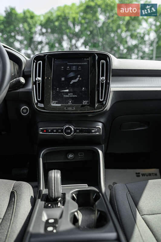 Внедорожник / Кроссовер Volvo XC40 2020 в Львове фото 25 Внедорожник / Кроссовер Volvo XC40 2020 в Львове