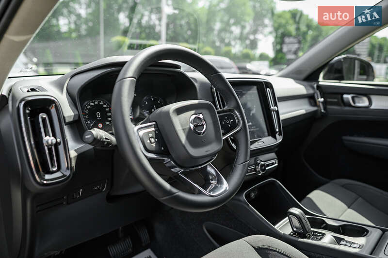 Внедорожник / Кроссовер Volvo XC40 2020 в Львове фото 11 Внедорожник / Кроссовер Volvo XC40 2020 в Львове