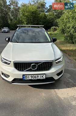 Внедорожник / Кроссовер Volvo XC40 2018 в Полтаве