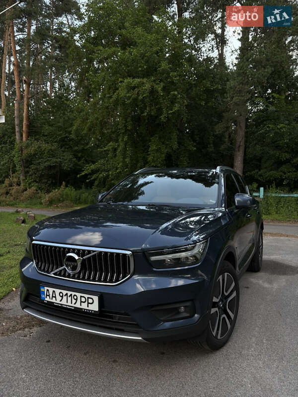 Volvo XC40 2021