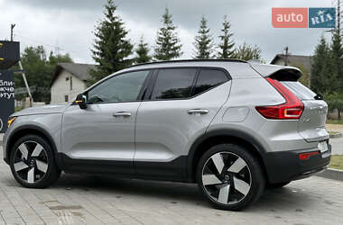 Внедорожник / Кроссовер Volvo XC40 2022 в 