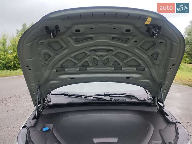 Внедорожник / Кроссовер Volvo XC40 2023 в Дубно