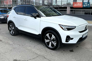 Позашляховик / Кросовер Volvo XC40 2022 в Києві