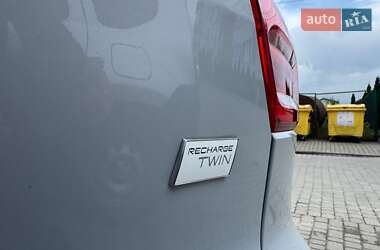 Внедорожник / Кроссовер Volvo XC40 2021 в 