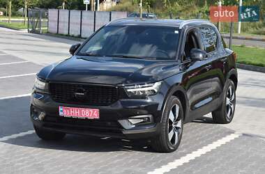 Позашляховик / Кросовер Volvo XC40 2020 в Києві