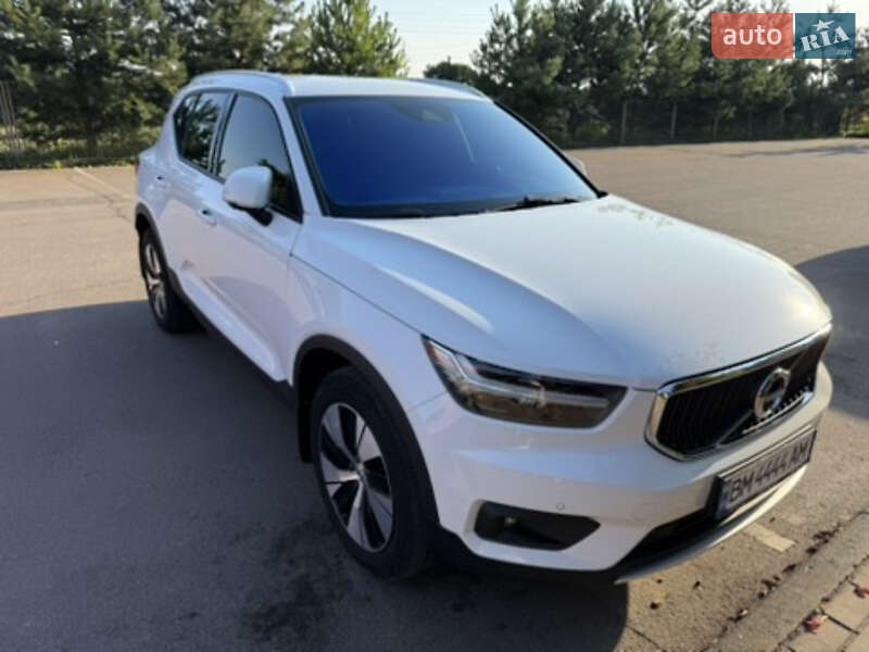 Внедорожник / Кроссовер Volvo XC40 2020 в Сумах