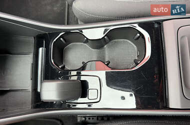 Внедорожник / Кроссовер Volvo XC40 2022 в 