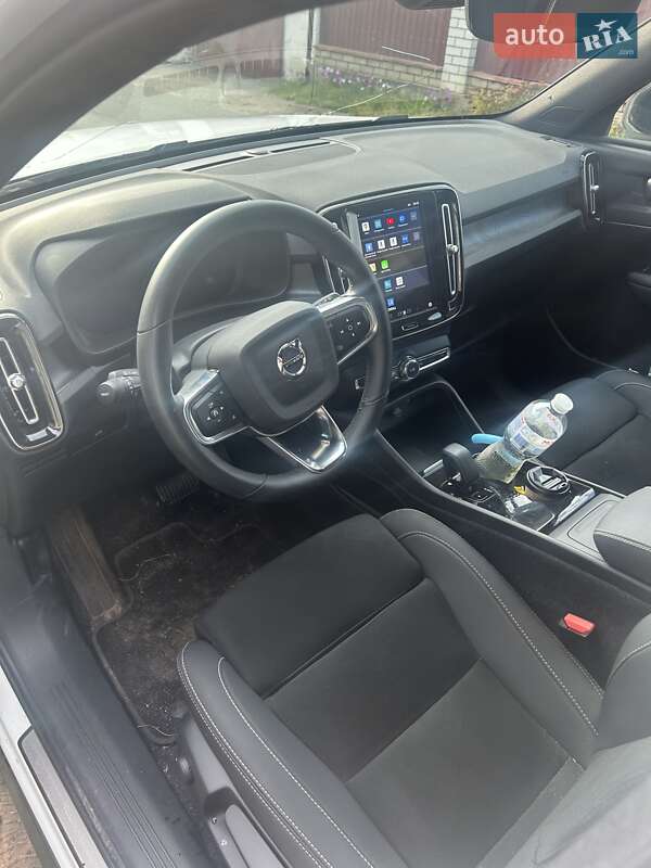 Внедорожник / Кроссовер Volvo XC40 2022 в Броварах фото 4 Внедорожник / Кроссовер Volvo XC40 2022 в Броварах
