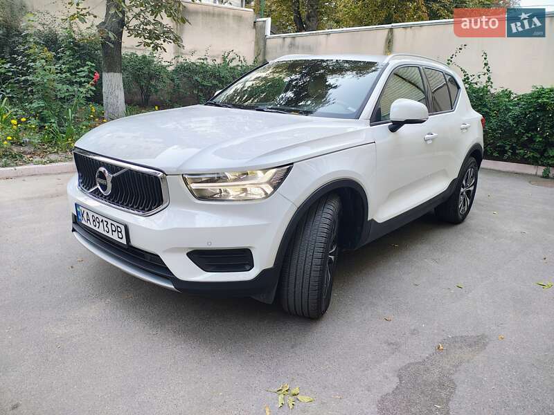 Позашляховик / Кросовер Volvo XC40 2019 в Києві