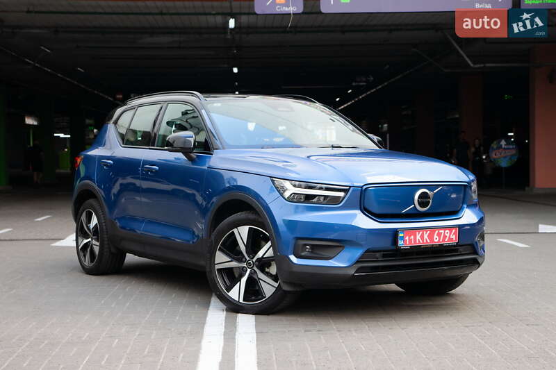 Внедорожник / Кроссовер Volvo XC40 2021 в Киеве