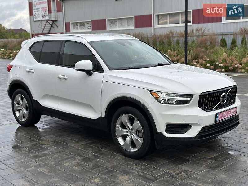 Volvo XC40 2019