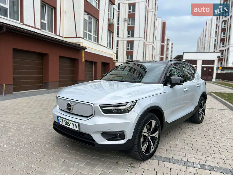 Volvo XC40 2021