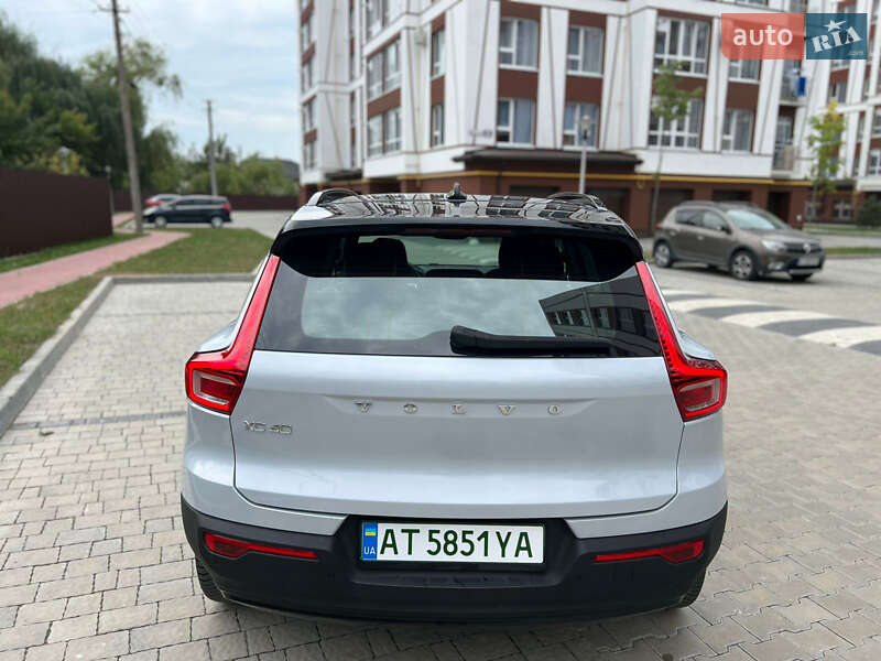 Внедорожник / Кроссовер Volvo XC40 2021 в Ивано-Франковске