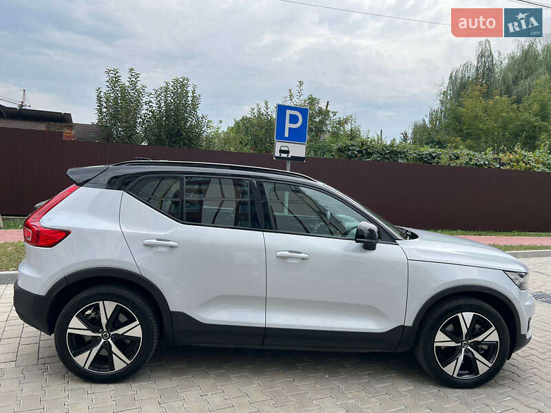 Внедорожник / Кроссовер Volvo XC40 2021 в Ивано-Франковске