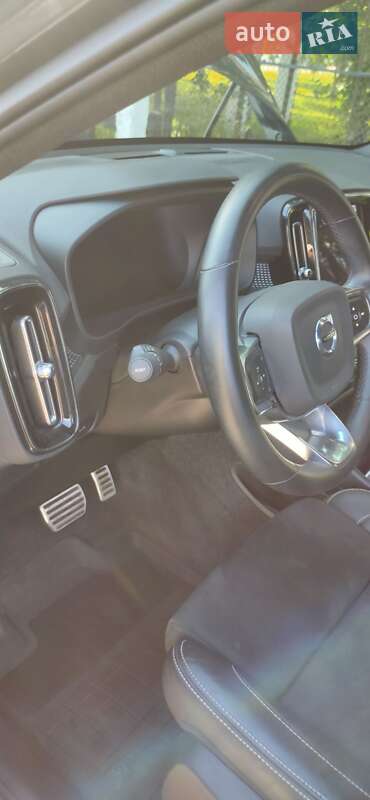 Позашляховик / Кросовер Volvo XC40 2021 в Мукачевому