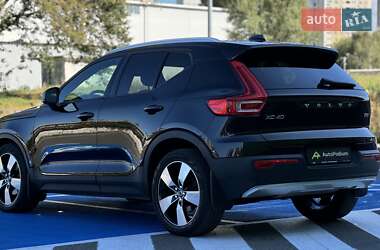 Внедорожник / Кроссовер Volvo XC40 2019 в 