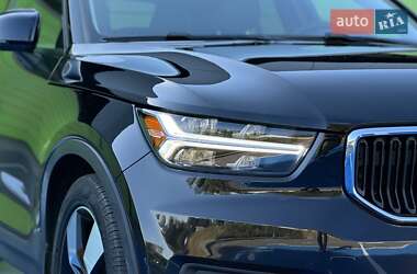 Внедорожник / Кроссовер Volvo XC40 2019 в 