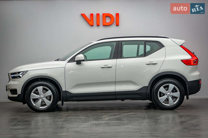 Внедорожник / Кроссовер Volvo XC40 2019 в Киеве