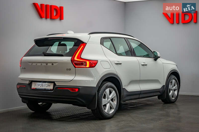 Внедорожник / Кроссовер Volvo XC40 2019 в Киеве