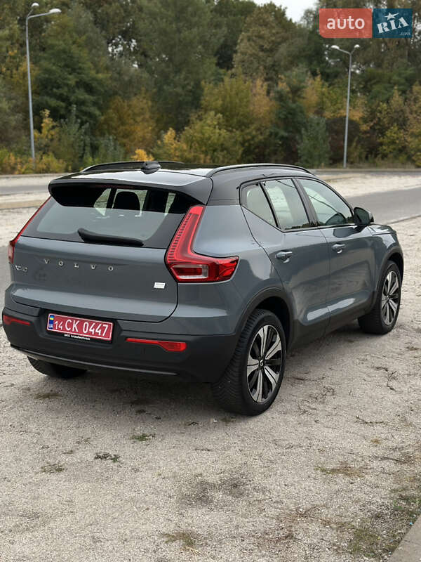 Внедорожник / Кроссовер Volvo XC40 2023 в Днепре