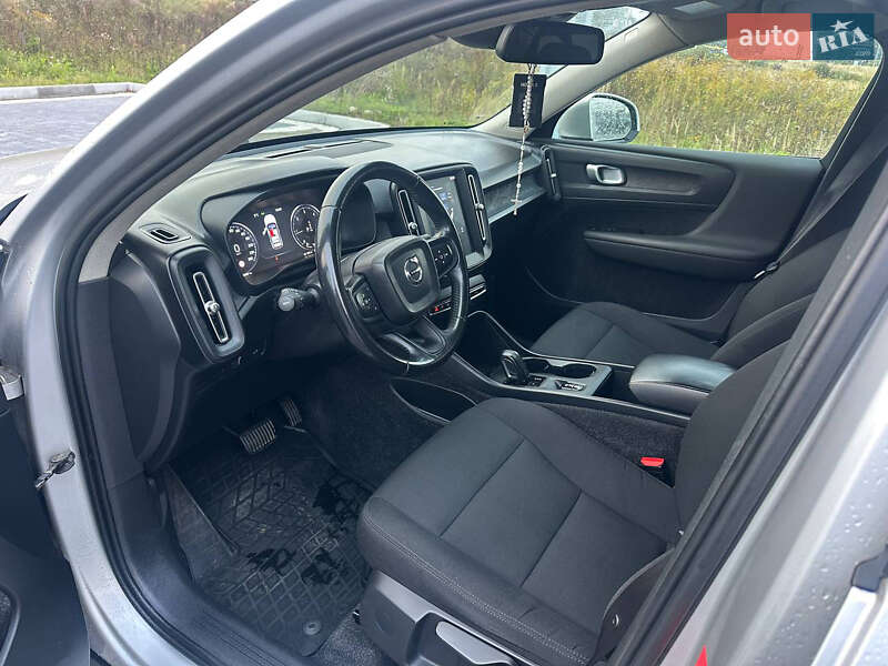 Позашляховик / Кросовер Volvo XC40 2019 в Львові