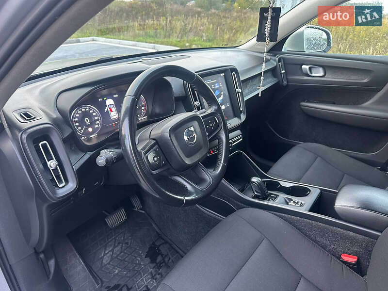 Позашляховик / Кросовер Volvo XC40 2019 в Львові