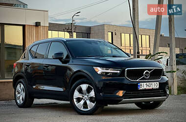 Внедорожник / Кроссовер Volvo XC40 2020 в Киеве