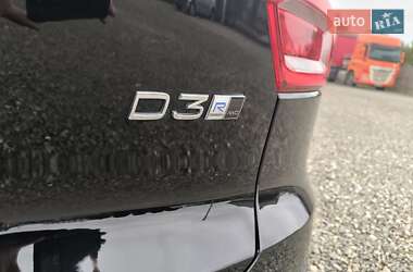 Позашляховик / Кросовер Volvo XC40 2018 в 