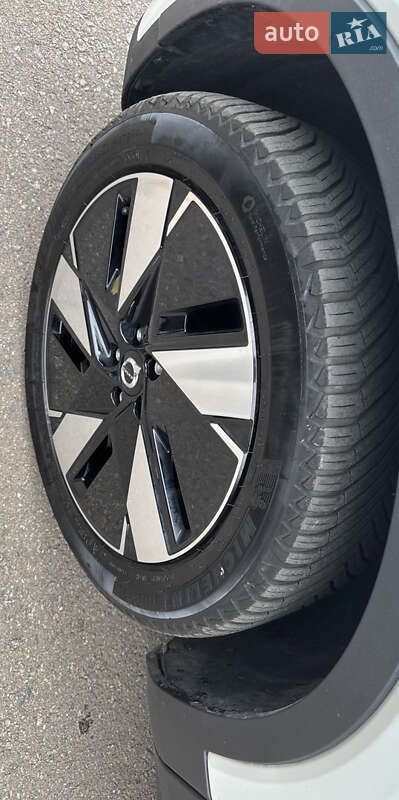 Позашляховик / Кросовер Volvo XC40 2024 в Рівному фото 38 Позашляховик / Кросовер Volvo XC40 2024 в Рівному