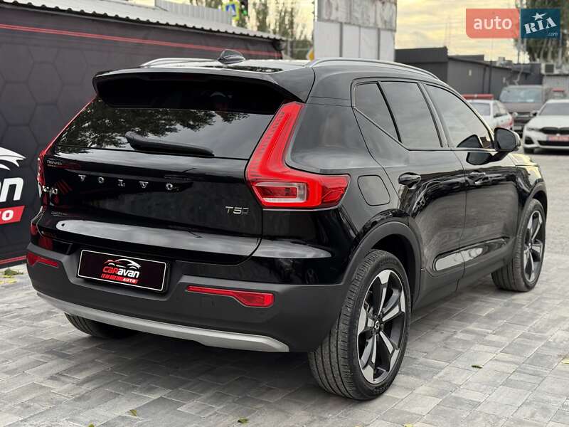 Внедорожник / Кроссовер Volvo XC40 2022 в Днепре фото 9 Внедорожник / Кроссовер Volvo XC40 2022 в Днепре