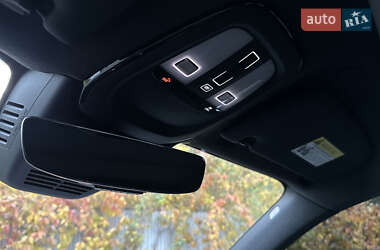 Внедорожник / Кроссовер Volvo XC40 2021 в 