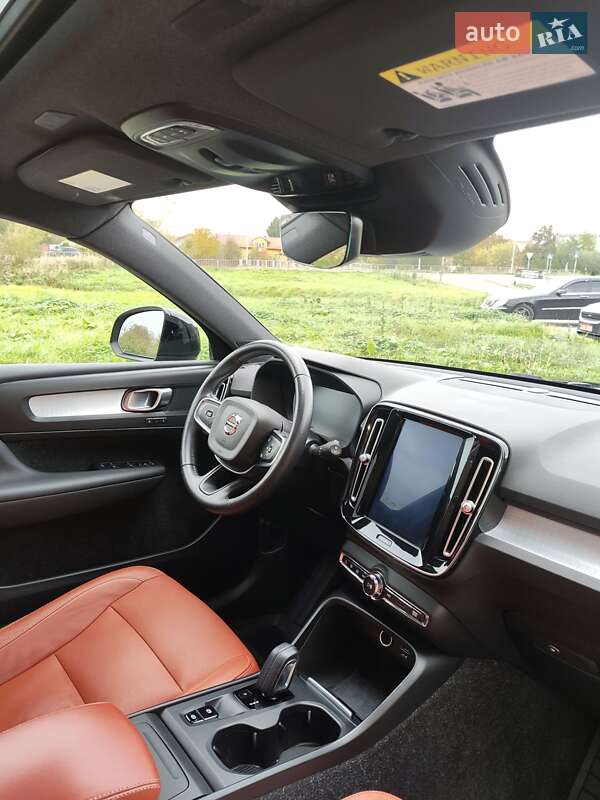 Внедорожник / Кроссовер Volvo XC40 2019 в Львове
