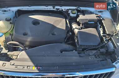 Внедорожник / Кроссовер Volvo XC40 2018 в 