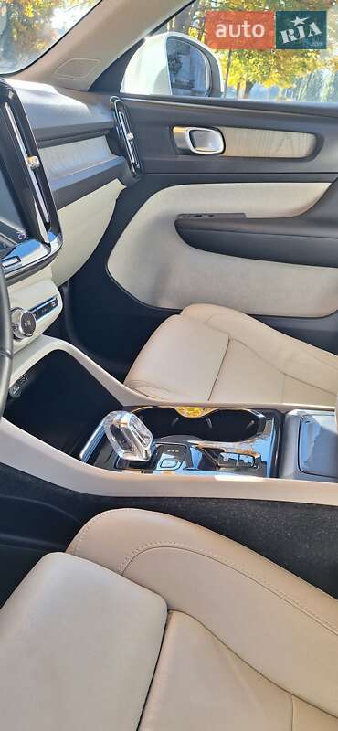 Позашляховик / Кросовер Volvo XC40 2018 в Рівному