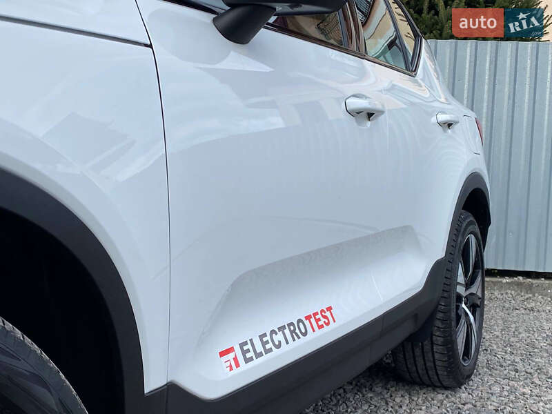 Внедорожник / Кроссовер Volvo XC40 2021 в Самборе