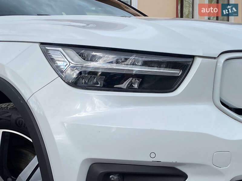 Внедорожник / Кроссовер Volvo XC40 2021 в Самборе