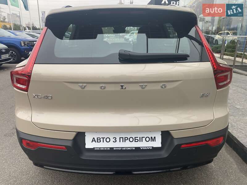 Позашляховик / Кросовер Volvo XC40 2024 в Києві фото 5 Позашляховик / Кросовер Volvo XC40 2024 в Києві