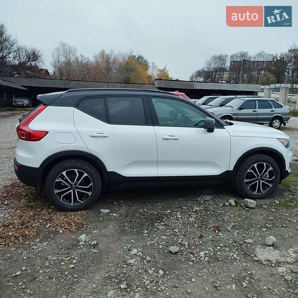 Внедорожник / Кроссовер Volvo XC40 2020 в Днепре фото 26 Внедорожник / Кроссовер Volvo XC40 2020 в Днепре
