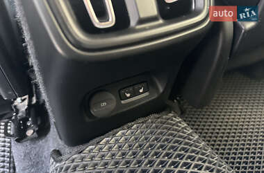 Позашляховик / Кросовер Volvo XC40 2018 в  фото 38 Позашляховик / Кросовер Volvo XC40 2018 в