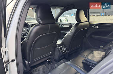 Позашляховик / Кросовер Volvo XC40 2018 в  фото 40 Позашляховик / Кросовер Volvo XC40 2018 в