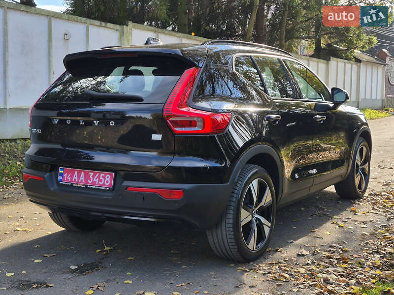 Позашляховик / Кросовер Volvo XC40 2021 в Львові