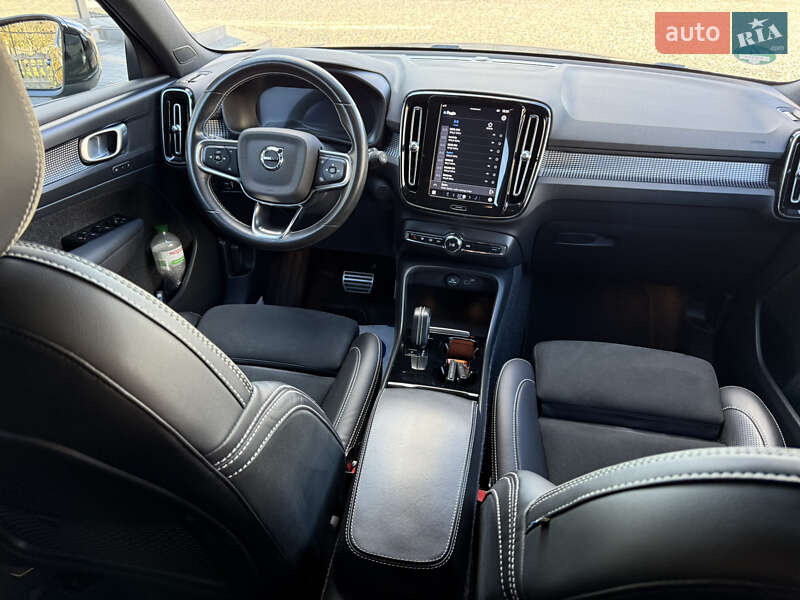 Внедорожник / Кроссовер Volvo XC40 2020 в Коломые