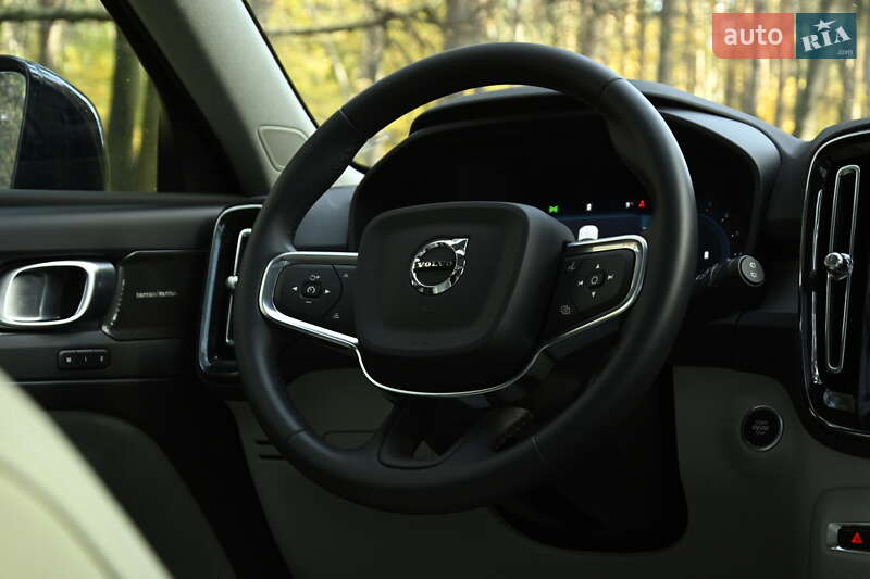 Позашляховик / Кросовер Volvo XC40 2024 в Бердичеві
