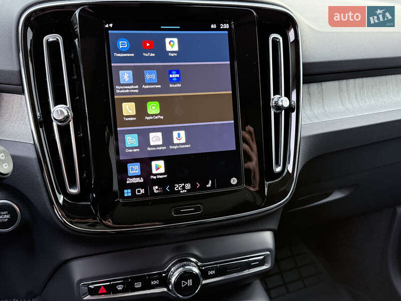 Внедорожник / Кроссовер Volvo XC40 2024 в Киеве