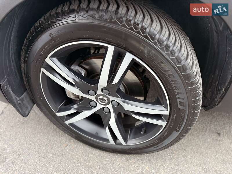 Внедорожник / Кроссовер Volvo XC40 2019 в Днепре фото 4 Внедорожник / Кроссовер Volvo XC40 2019 в Днепре