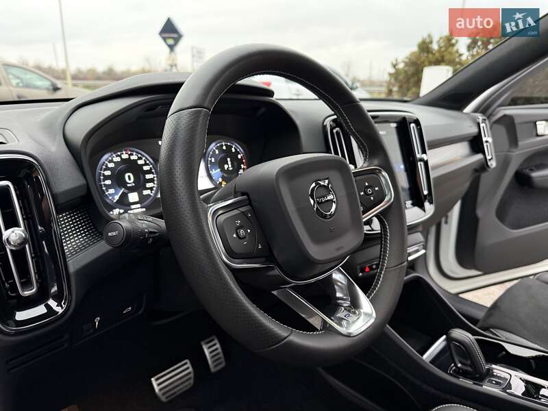 Внедорожник / Кроссовер Volvo XC40 2019 в Днепре фото 22 Внедорожник / Кроссовер Volvo XC40 2019 в Днепре