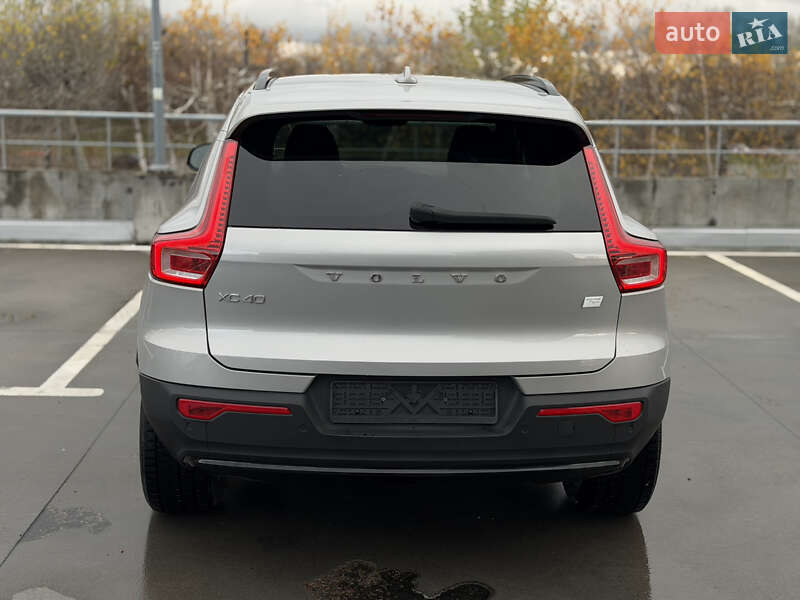 Внедорожник / Кроссовер Volvo XC40 2022 в Киеве фото 7 Внедорожник / Кроссовер Volvo XC40 2022 в Киеве