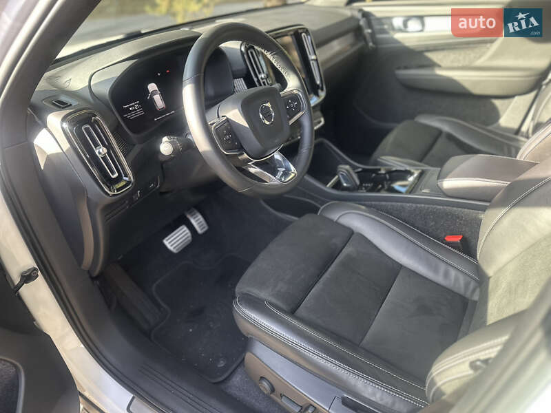 Внедорожник / Кроссовер Volvo XC40 2021 в Киеве фото 9 Внедорожник / Кроссовер Volvo XC40 2021 в Киеве